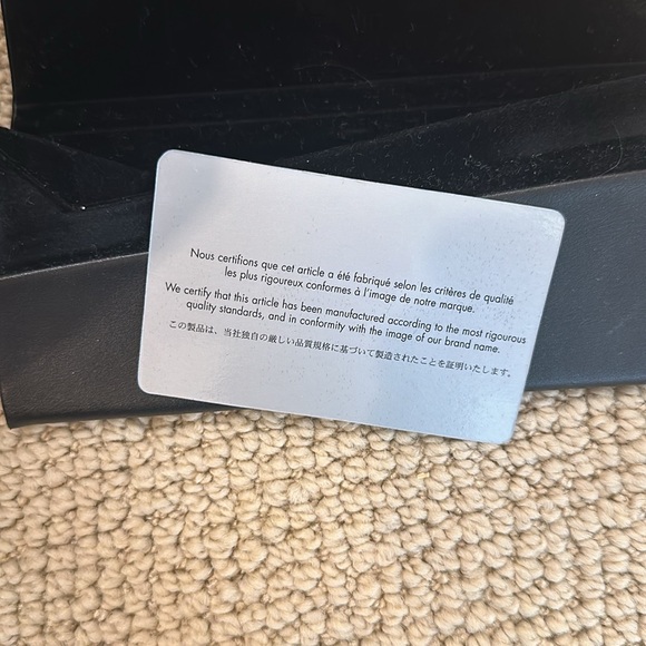 Dior rose gold rim sunglasses, comes with box and authentication card. - Picture 3 of 3